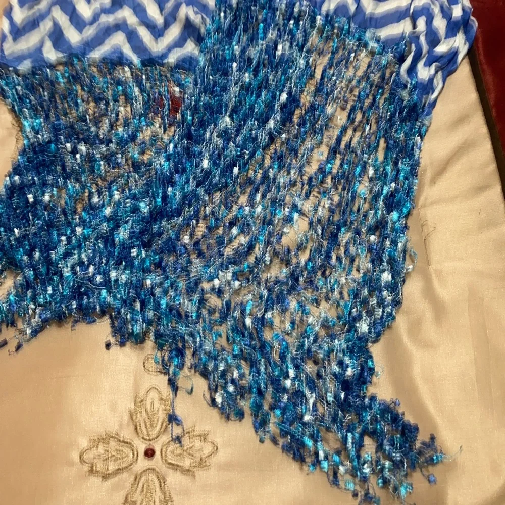Scarf - Picture 3 of 3